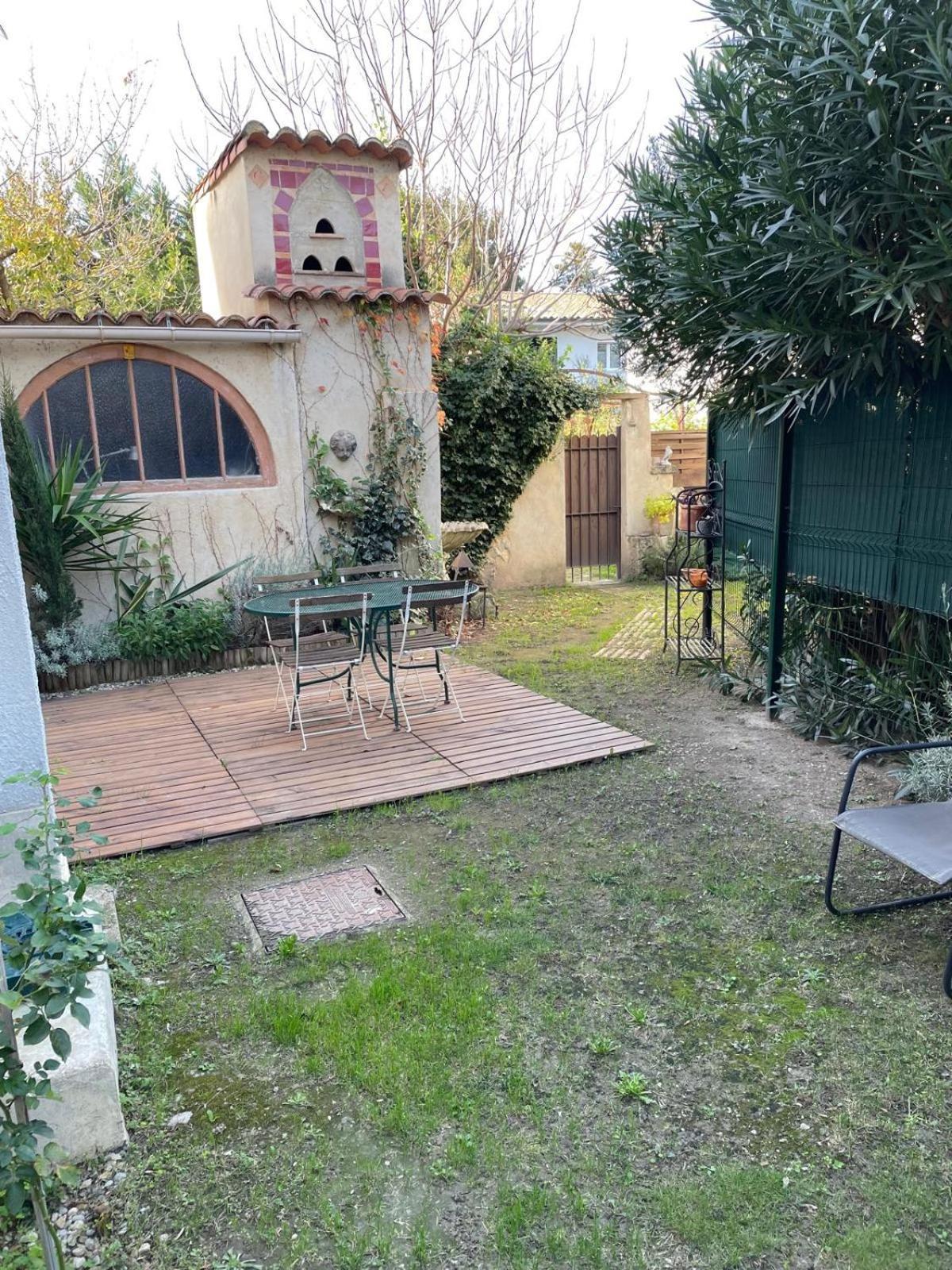 Appartement De Plain-Pied Avec Jardin Aviñón Exterior foto